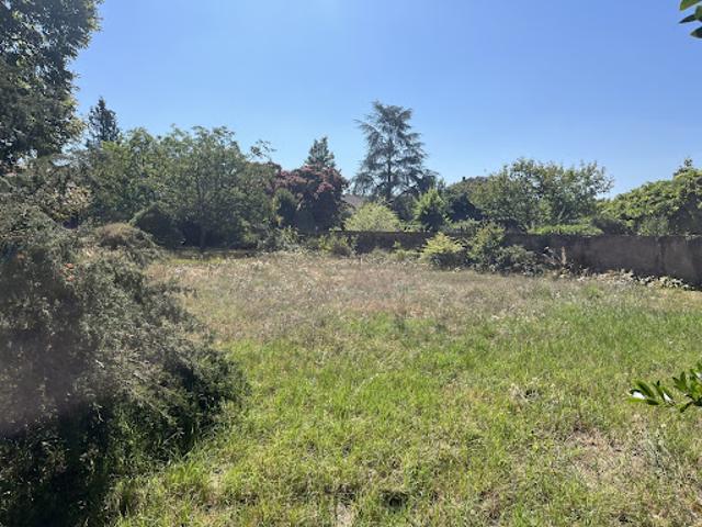 Vente Terrain 609 m2 Avensan