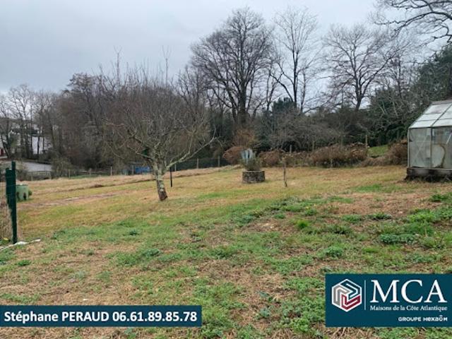 Vente Terrain 611 m2 Bassussarry