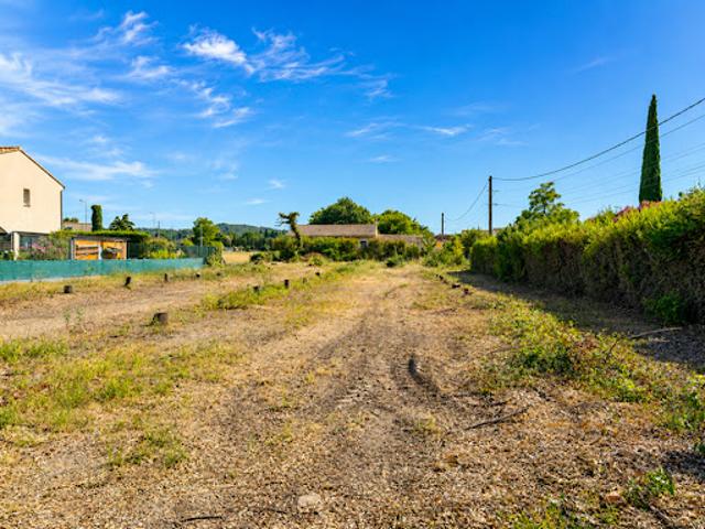 Vente Terrain 614 m2 Valreas