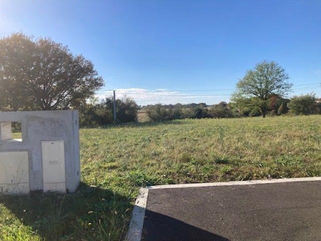 Vente Terrain 619 m2 Castandet