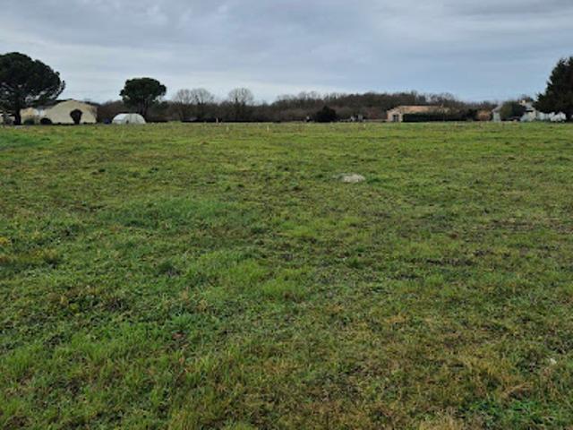 Vente Terrain 620 m2 Saint Yrieix sur Charente