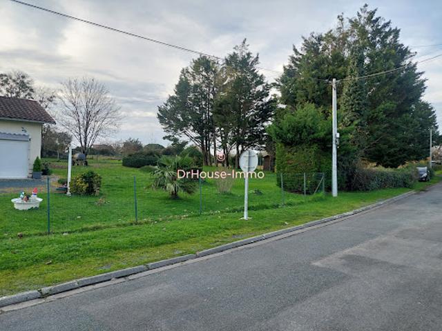 Vente Terrain 633 m2 Pisany
