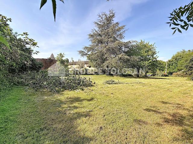 Vente Terrain 639 m2 Montrabé