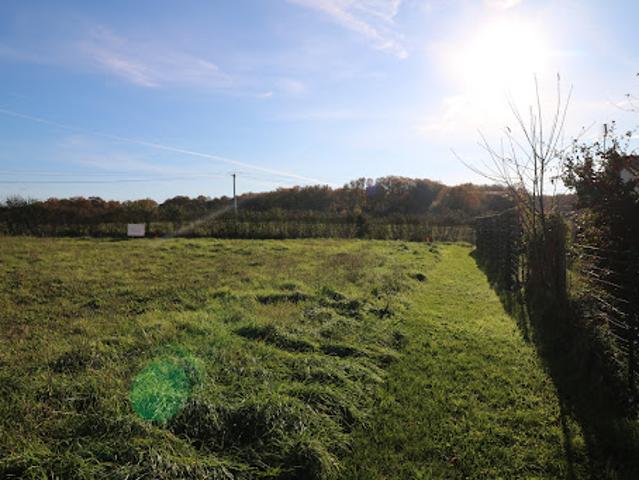 Vente Terrain 744 m2 Port d'Envaux