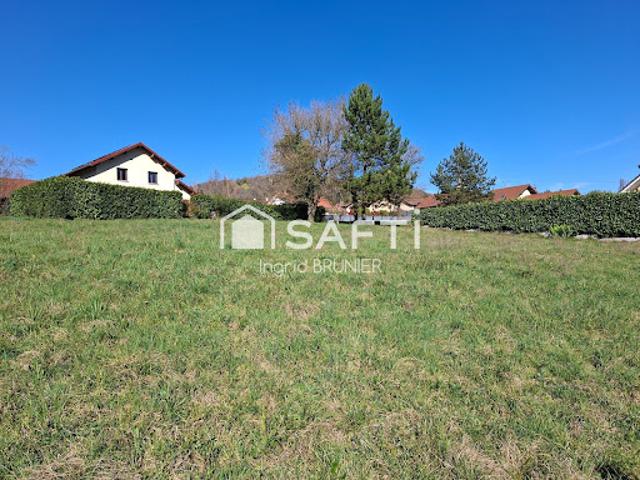 Vente Terrain 791 m2 Saint Pierre de Curtille