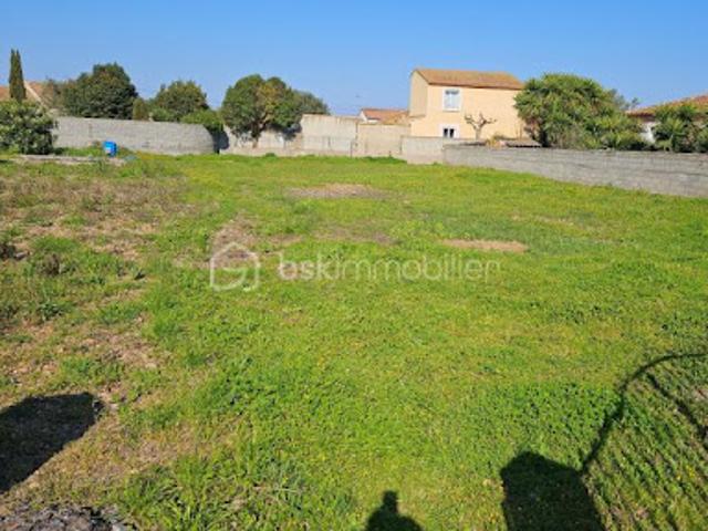 Vente Terrain 700 m2 Bessan