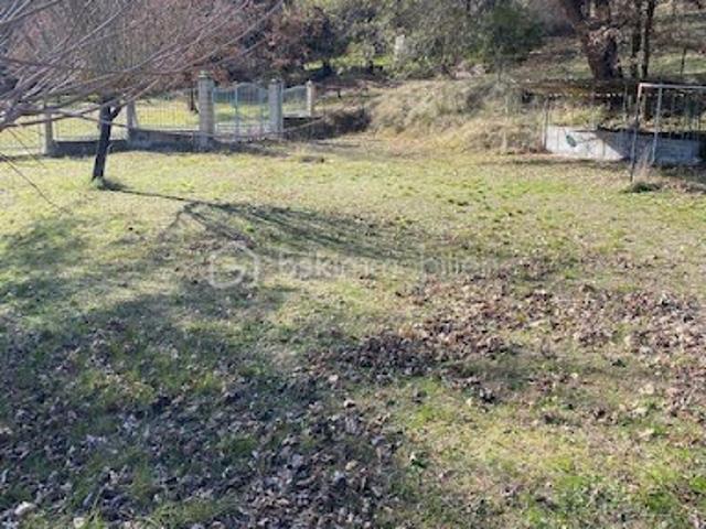 Vente Terrain 700 m2 La Roque d'Anthéron