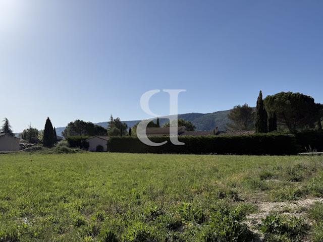 Vente Terrain 700 m2 Ménerbes