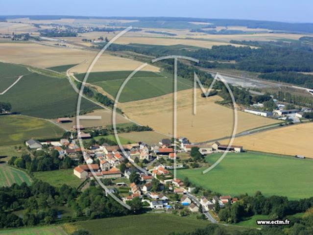 Vente Terrain 700 m2 Poilly