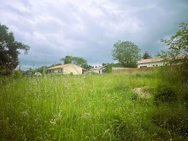 Vente Terrain 700 m2 Saint André de Cubzac