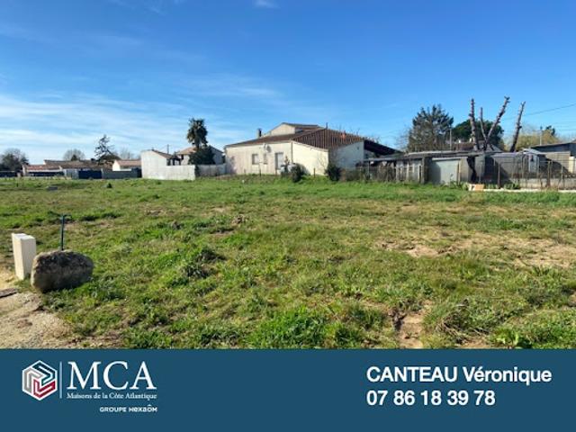 Vente Terrain 701 m2 Le Gua