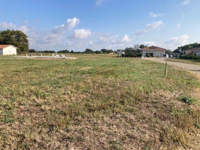 Vente Terrain 720 m2 Eugénie les Bains
