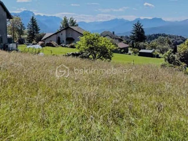 Vente Terrain 720 m2 Pringy