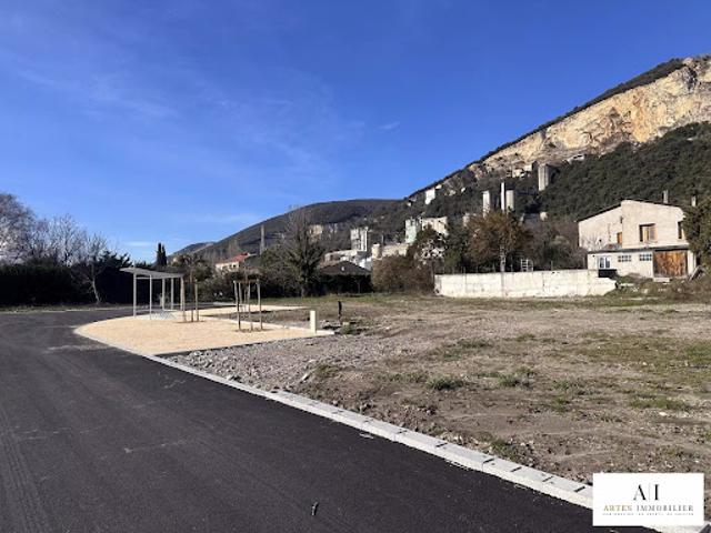 Vente Terrain 739 m2 Cruas