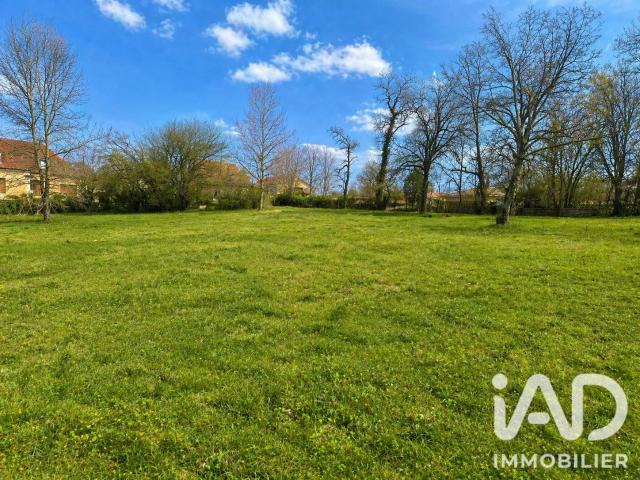 Vente Terrain 7 689 m²