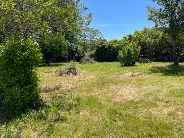 Vente Terrain 854 m2 Saint Yzan de Soudiac