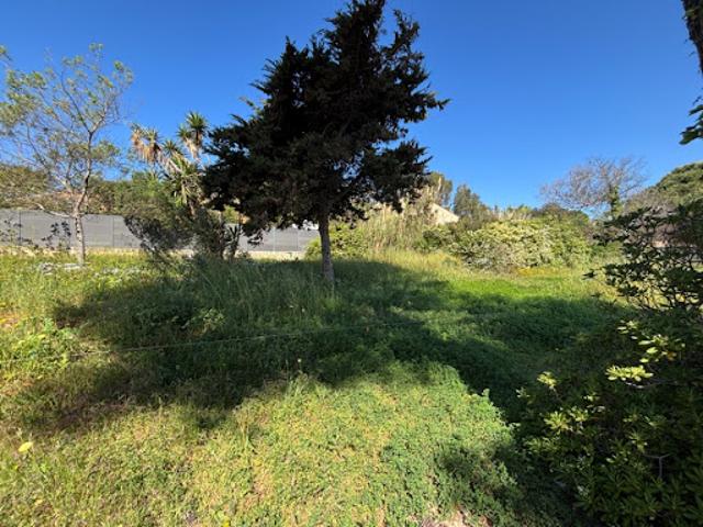 Vente Terrain 880 m2 Hyeres