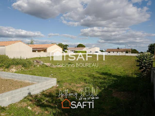 Vente Terrain constructible 889 m2 Sainte Ouenne