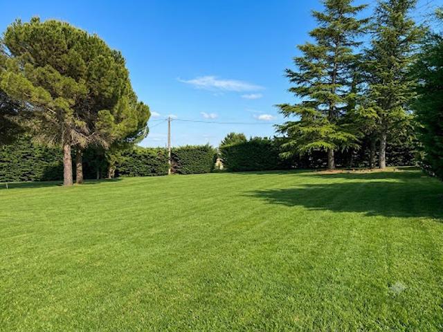 Vente Terrain 895 m2 Saint Michel l'Observatoire
