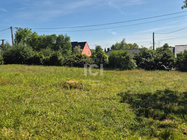 Vente Terrain 803 m2 Saint Etienne de Montluc