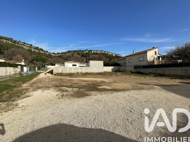 Vente Terrain 810 m2 Chusclan