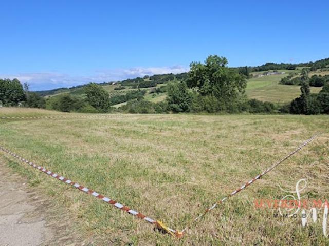 Vente Terrain 830 m2 Montmiral