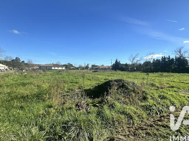 Vente Terrain 830 m2 Saint Savin