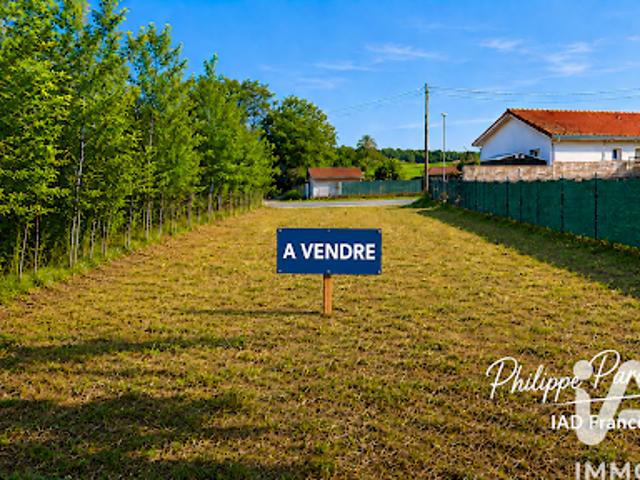Vente Terrain 946 m2 Montluel
