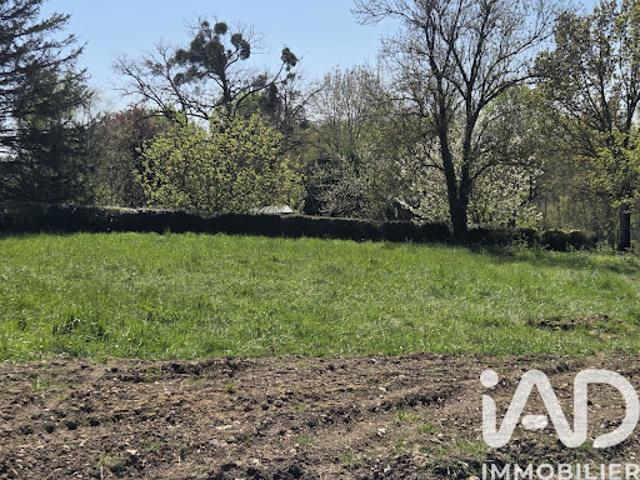 Vente Terrain 972 m2 Saint Simon de Bordes