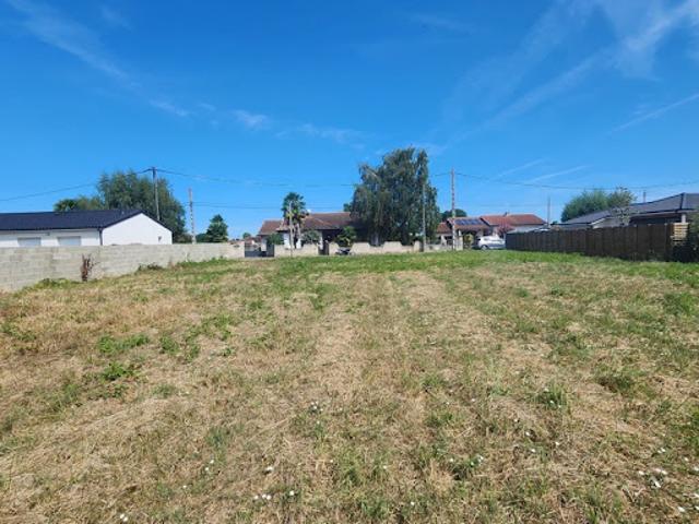 Vente Terrain 975 m2 Andrest