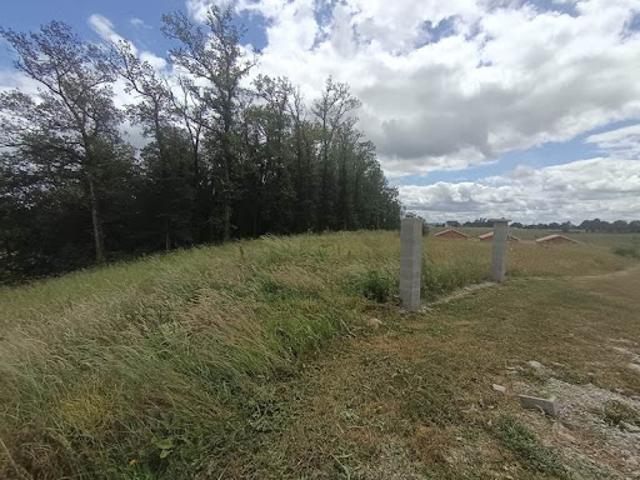 Vente Terrain 979 m2 Saint Santin