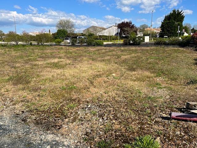 Vente Terrain 900 m2 Lux