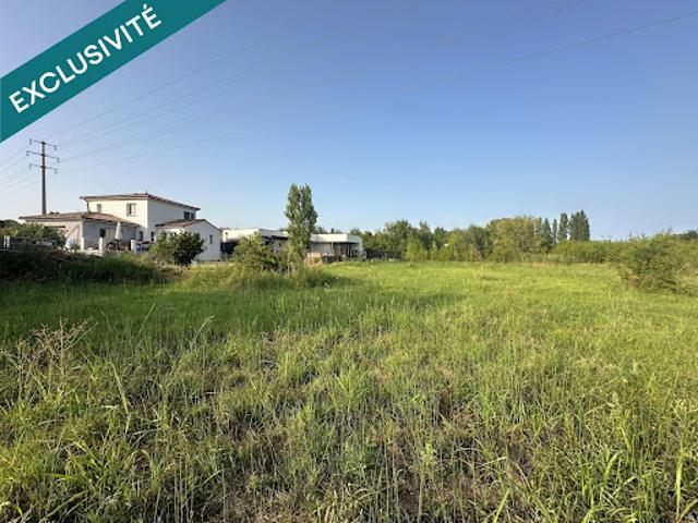 Vente Terrain 9223 m2 Pezenas