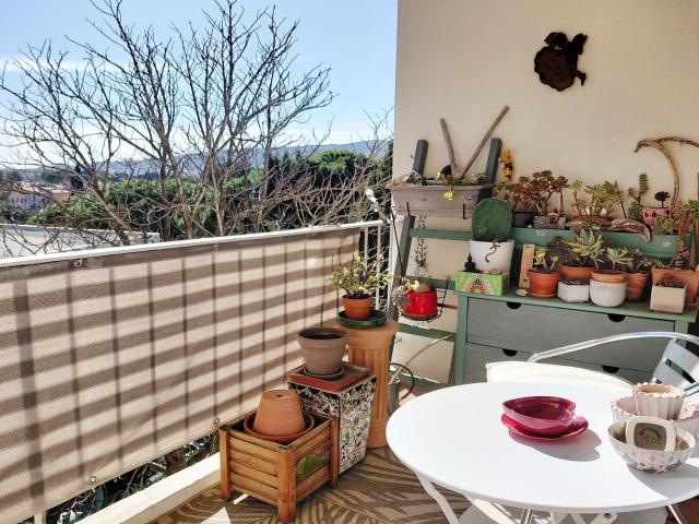 Vente traversant 1 Pièce s 30m² La Ciotat