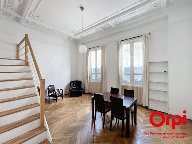 Vente Triplex 2 pièces 68 m2 Aubervilliers