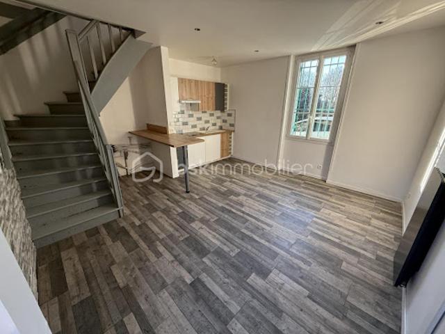 Vente Triplex 3 pièces 44 m2 Vert Saint Denis