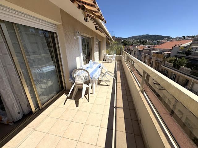 Vente Viager 3 pièces 82 m2 Nice