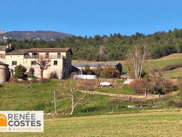 Vente Viager 16 pièces 391 m2 Saint Julien en Quint