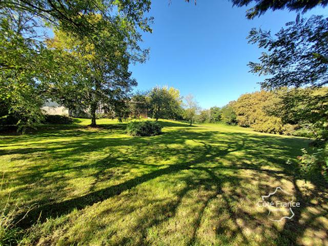 Vente Viager 7 pièces 253 m2 Aillas