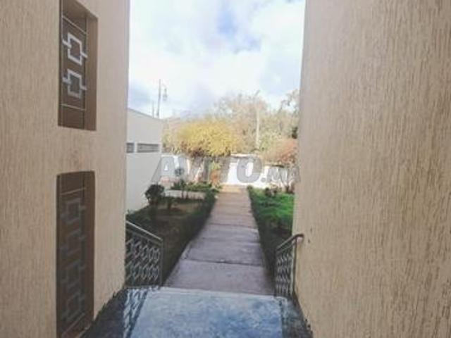 Vente Villa 4 niveaux idéale bureaux à Souissi