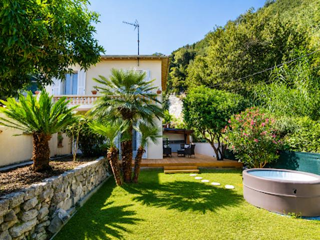 Vente Villa 7 pièces 240 m2 La Turbie