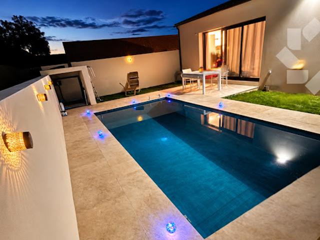 Vente Villa 4 pièces 87 m2 Thézan des Corbières