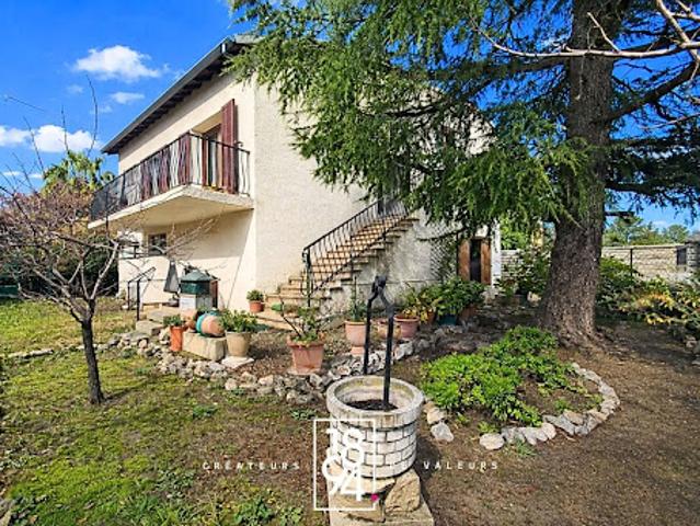 Vente Villa 4 pièces 89.95 m2 Arles