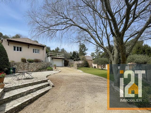 Vente Villa 4 pièces 102.74 m2 Nimes