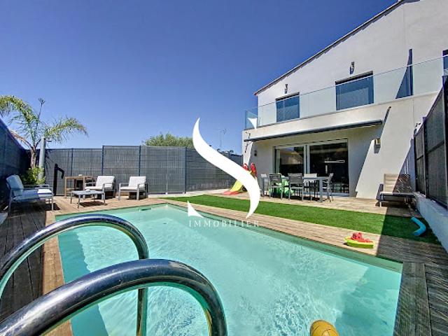 Vente Villa 4 pièces 110.4 m2 Vallauris
