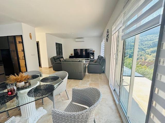 Vente Villa 4 pièces 110 m2 Tourrette Levens