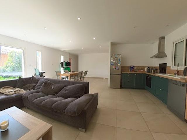 Vente Villa 4 pièces 118 m2 Saint Félix de Lodez