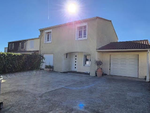 Vente Villa 4 pièces 120 m2 Fourques