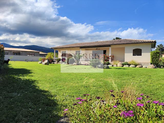 Vente Villa 4 pièces 121.3 m2 Solaro