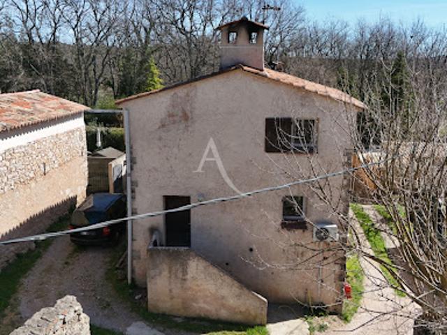 Vente Villa 4 pièces 122 m2 Seillans